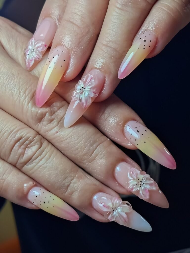 ผลงานทำเล็บเจล E.Farang nail พะเยา 8
