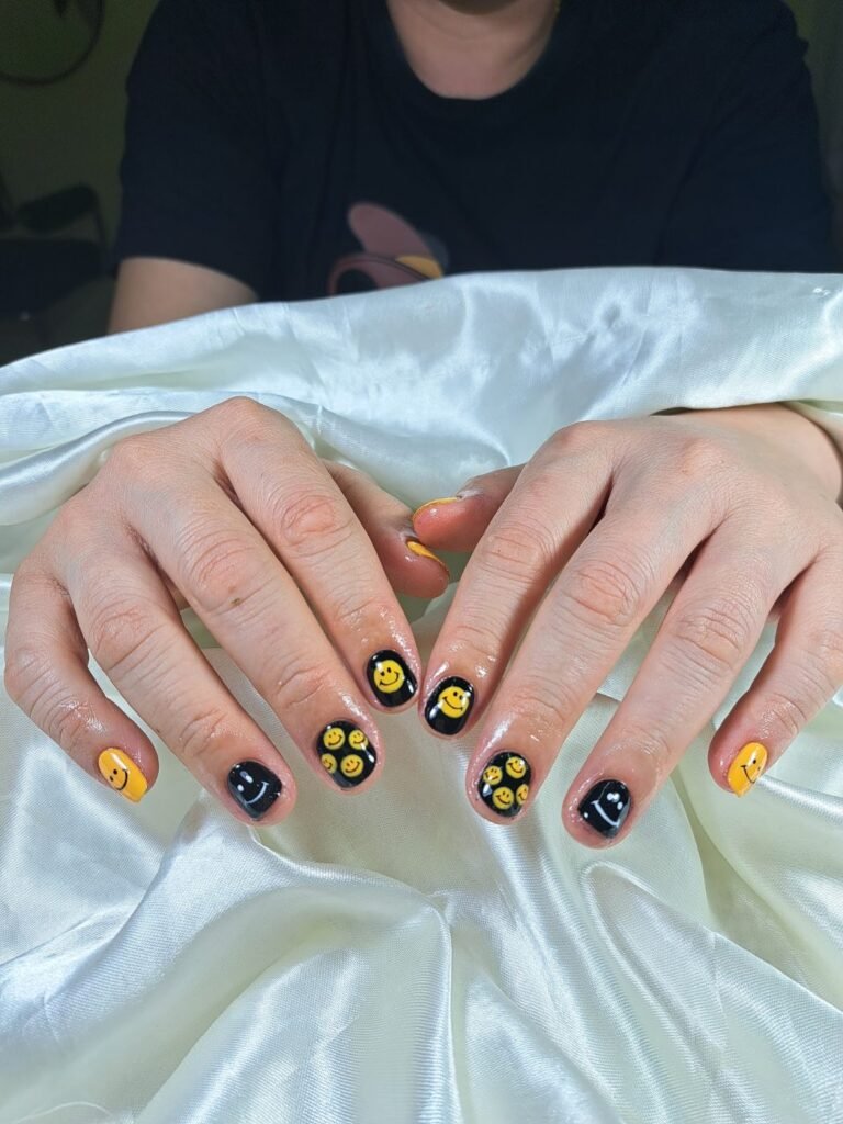ผลงานทำเล็บเจล E.Farang nail พะเยา 10