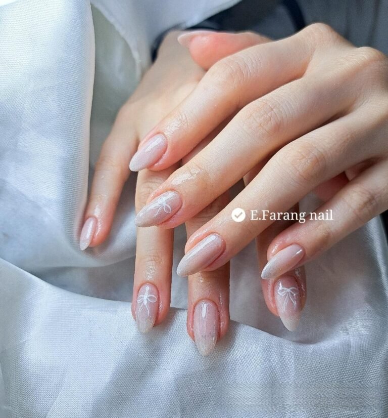 ผลงานทำเล็บเจล E.Farang nail พะเยา 33