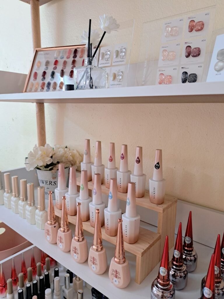 บรรยากาศร้านทำเล็บ E.Farang nail พะเยา 1